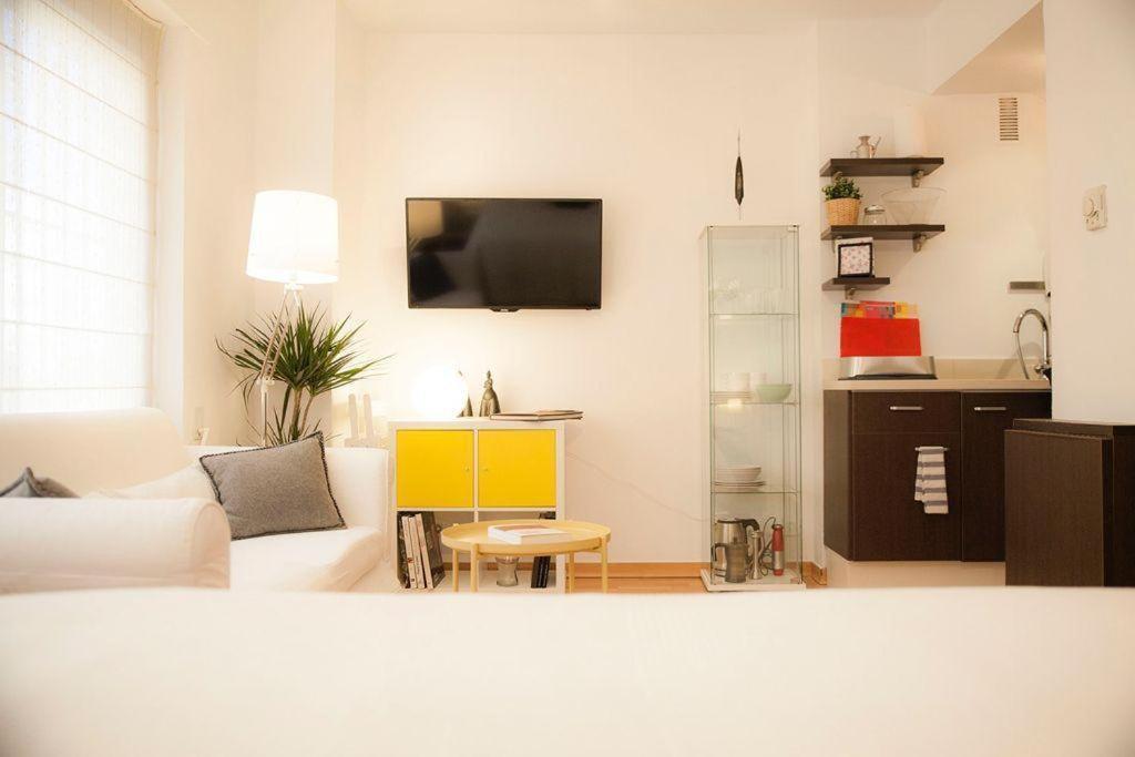 Luxor 7 Apartment Sevilla Bagian luar foto